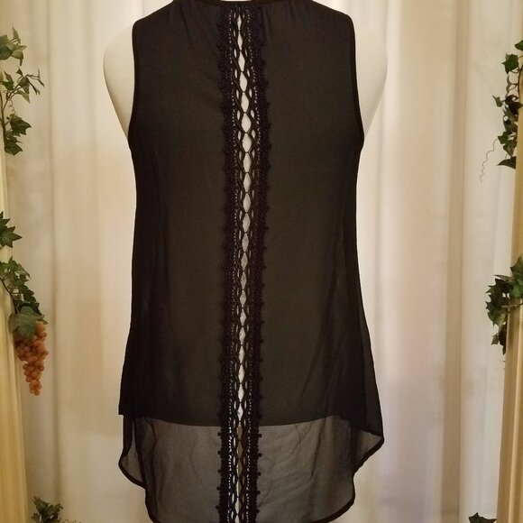 Black sheer with string and lacey design L - Picture 3 of 3